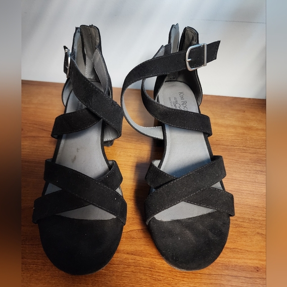 Kim Rogers- black heels - size 9 - Picture 4 of 8